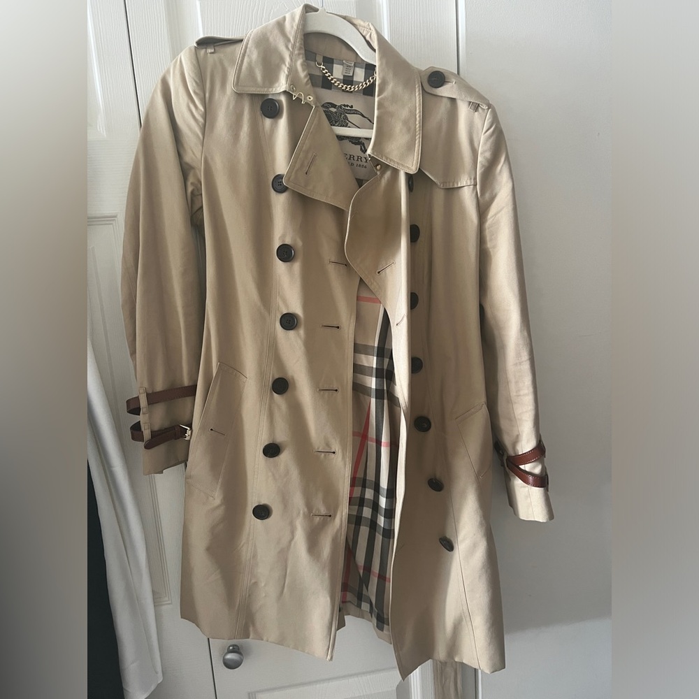 Burberry Prorsum Trench Coat with Leather Strap - Picture 7 of 17